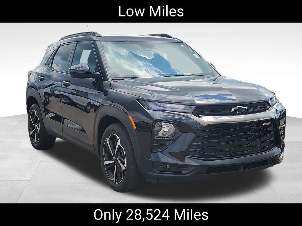 Certified 2023 Chevrolet TrailBlazer RS w/ Convenience Package FWD image 2