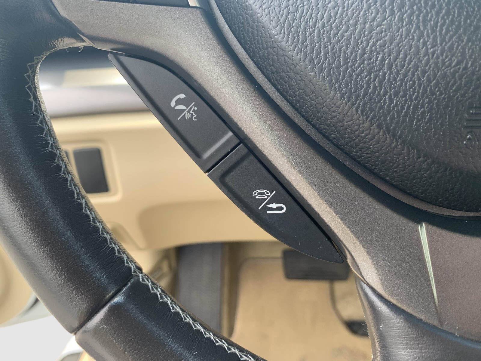 Used 2012 Acura TSX Sedan FWD image 17
