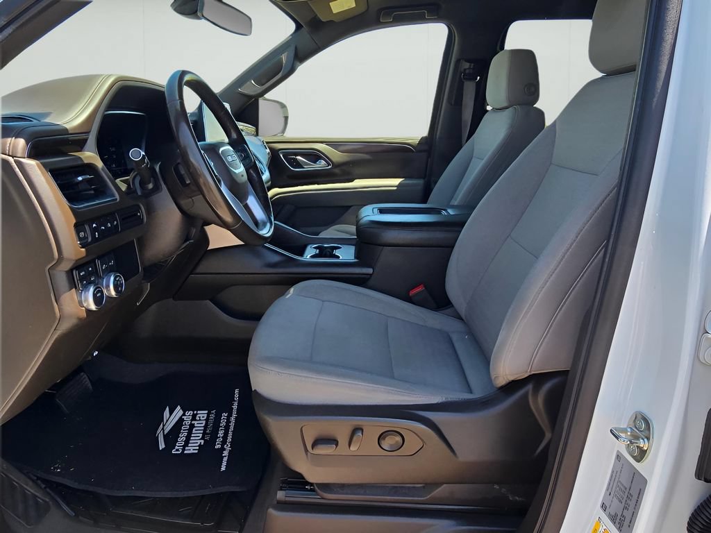 Used 2022 GMC Yukon SLE w/ Gmc Pro Safety Plus Package AWD/4WD image 27