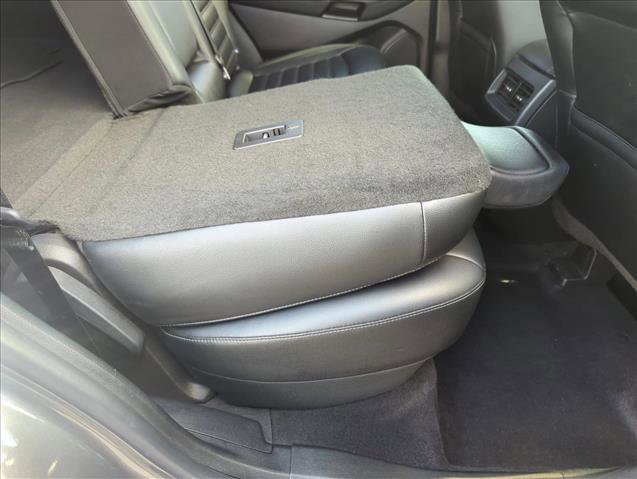 Used 2020 Ford Edge SEL w/ Convenience Package FWD image 23