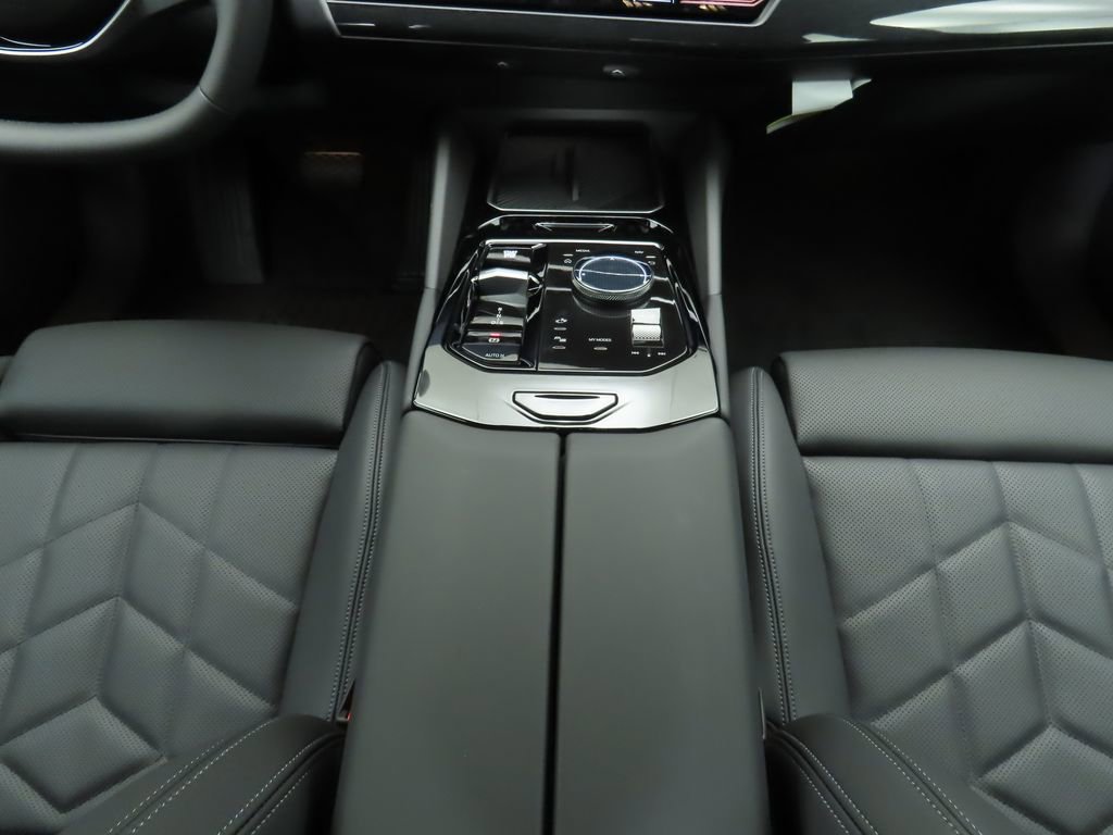 Certified 2025 BMW 530i 530i image 17