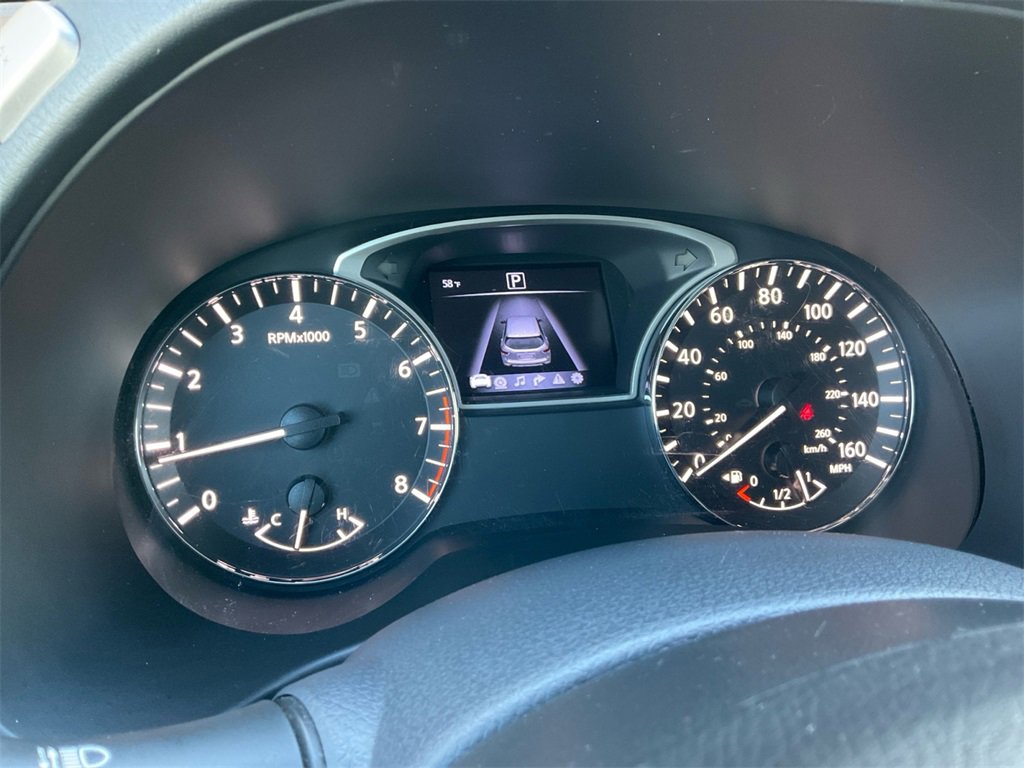 Used 2018 Nissan Pathfinder SL image 19