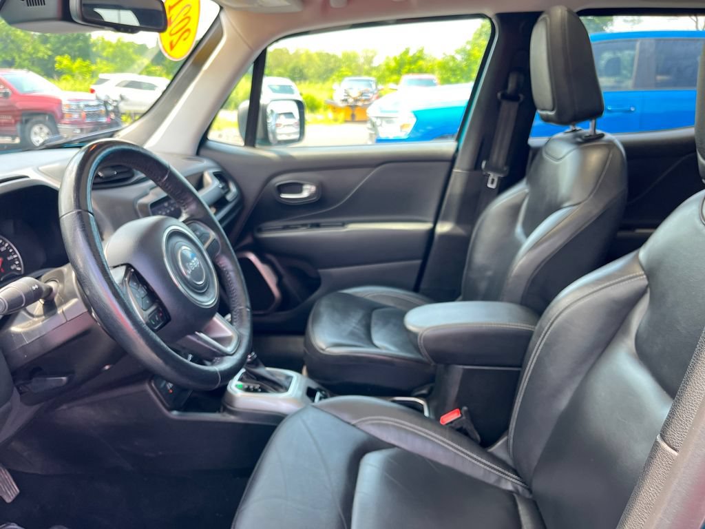 Used 2021 Jeep Renegade Limited w/ Sun & Sound Group AWD/4WD image 11