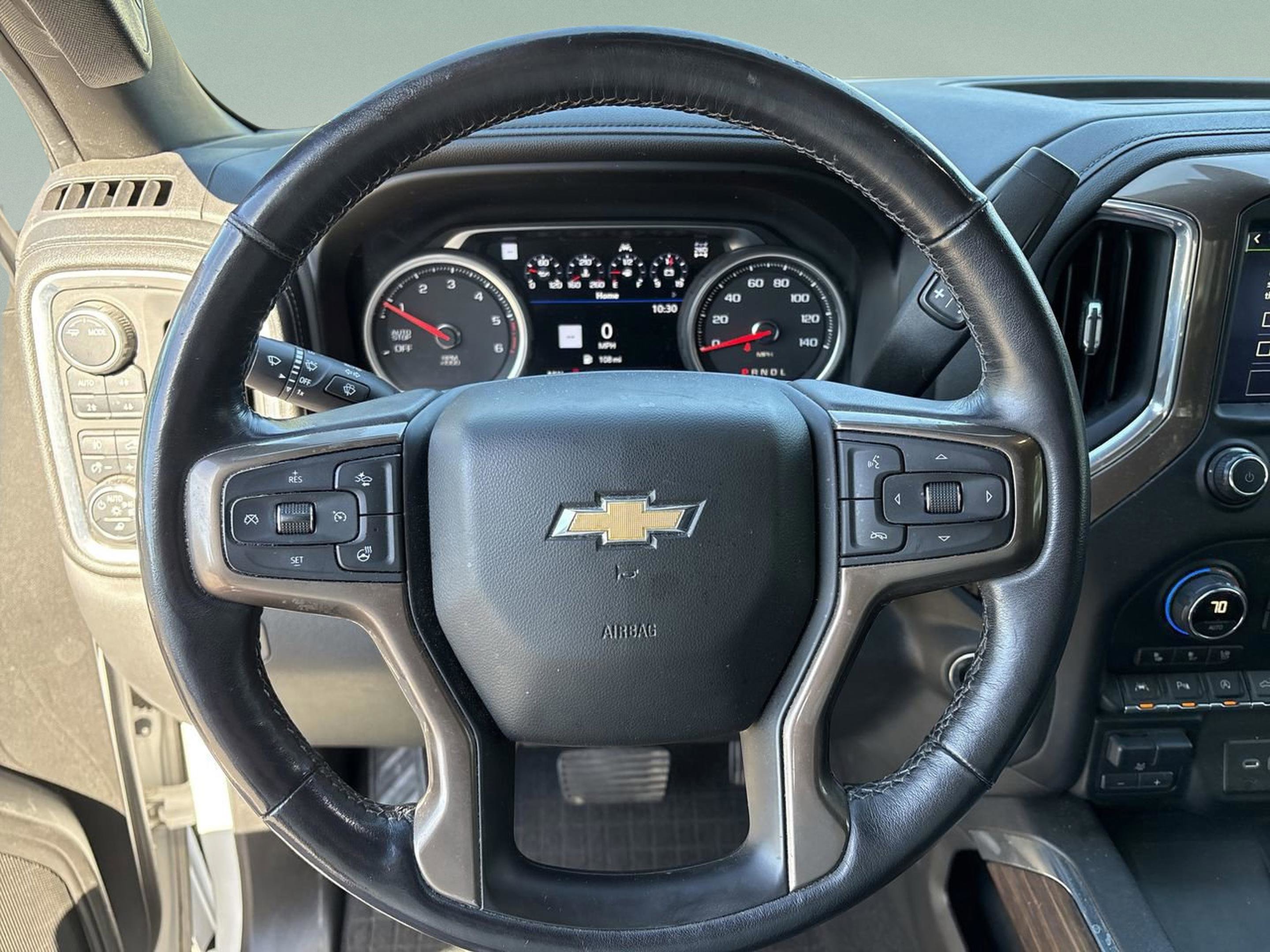 Used 2020 Chevrolet Silverado 1500 High Country w/ Technology Package image 26