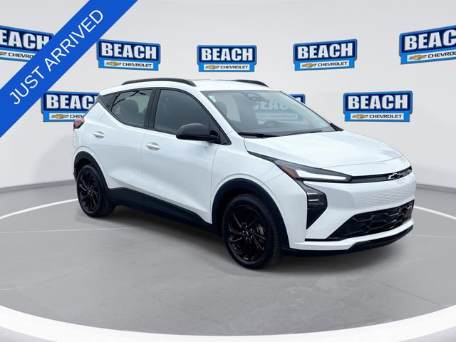 New 2027 Chevrolet Bolt RS FWD image 2