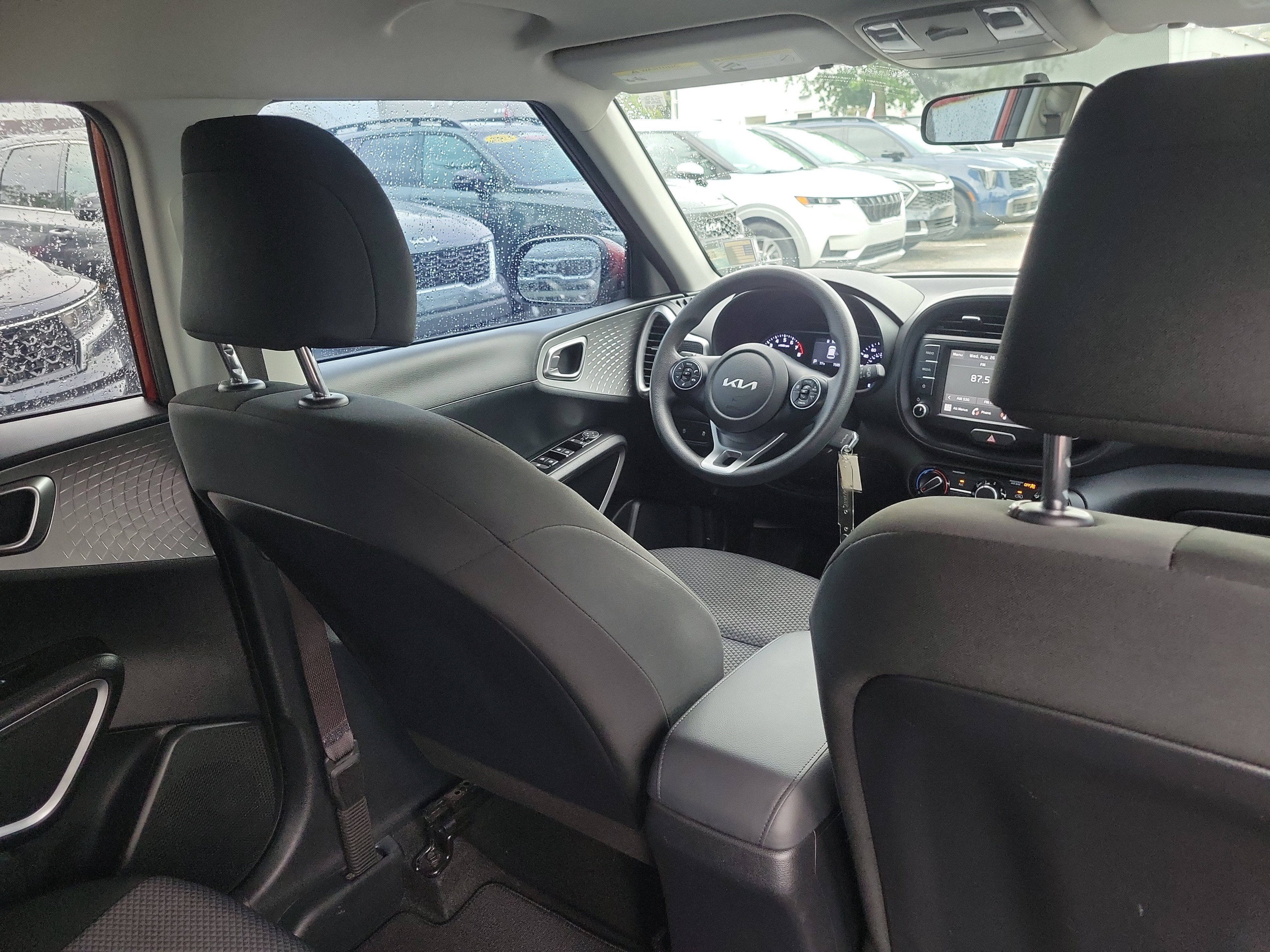 Certified 2022 Kia Soul LX FWD image 13