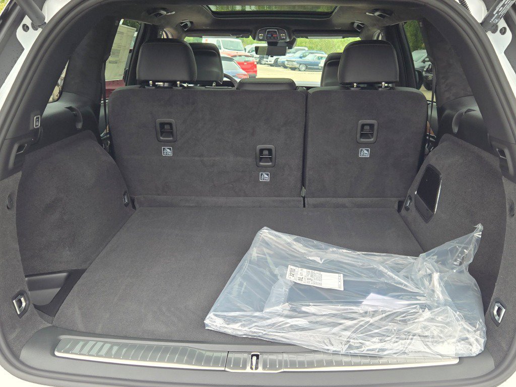 New 2027 Jeep Grand Cherokee Summit AWD/4WD image 21