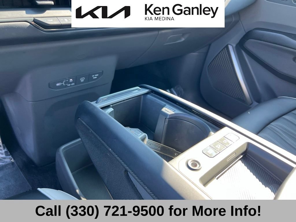 Certified 2024 Kia EV9 GT-Line AWD/4WD image 31