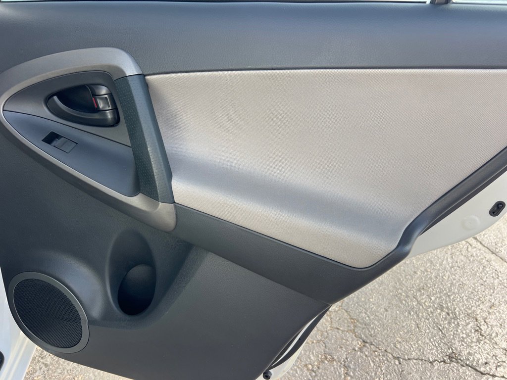 Used 2012 Toyota RAV4 4WD w/ Value Pkg image 14