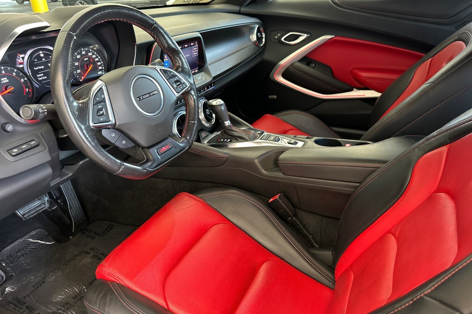 Used 2021 Chevrolet Camaro SS RWD image 9