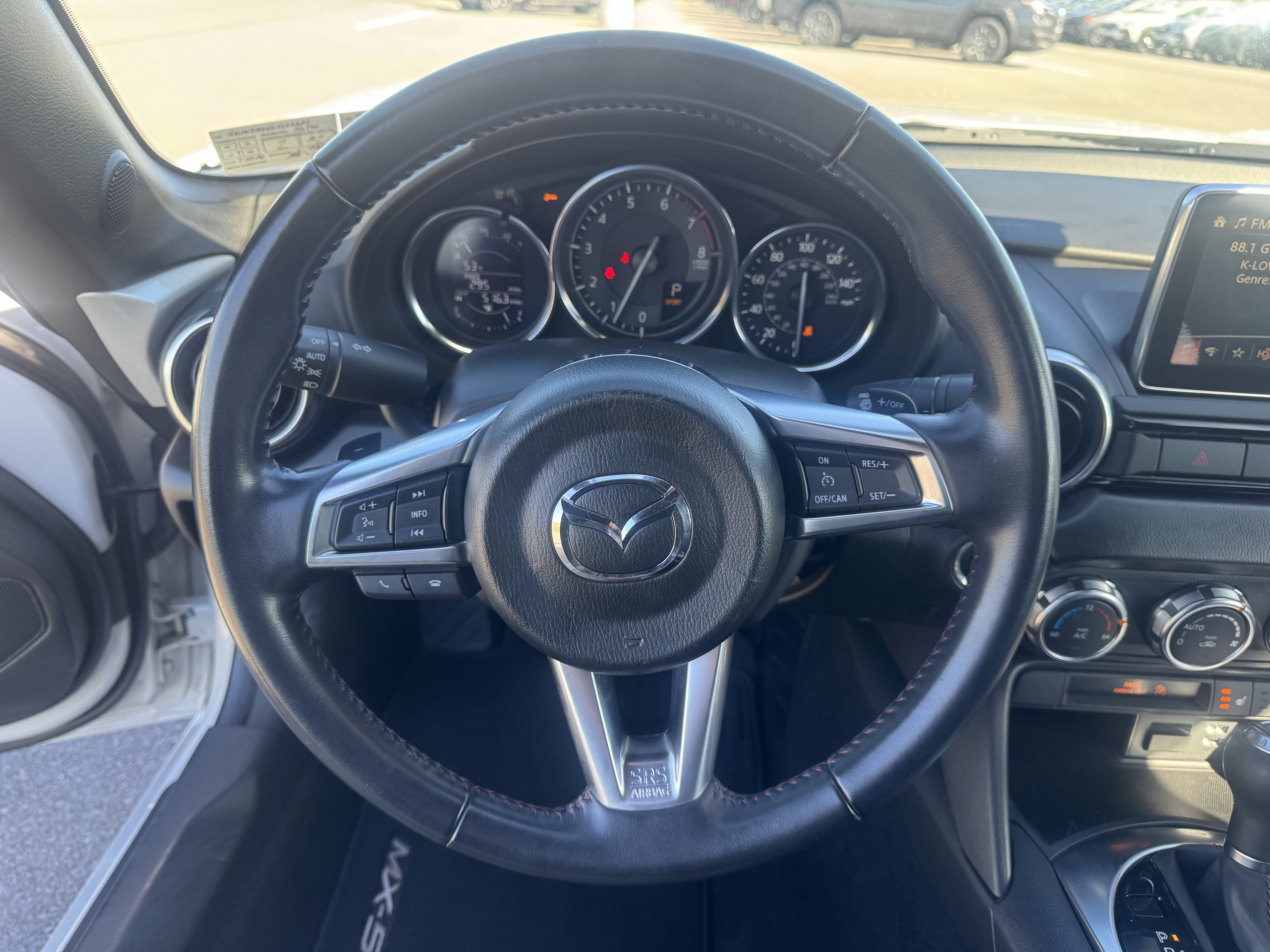 Used 2016 MAZDA MX-5 Miata Grand Touring RWD image 13