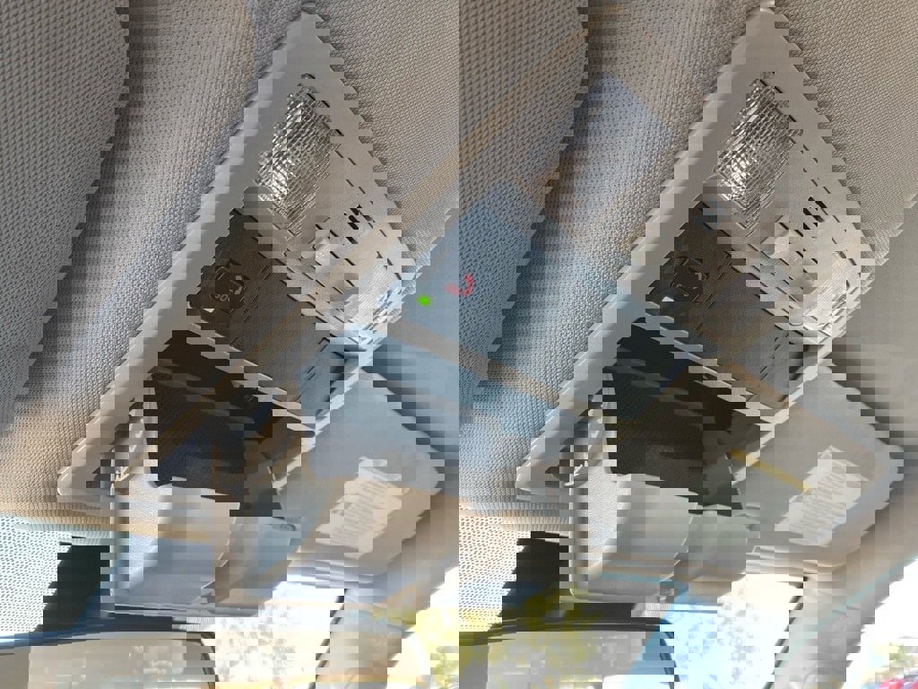 Used 2022 Toyota Tacoma SR w/ SR Convenience Package image 25