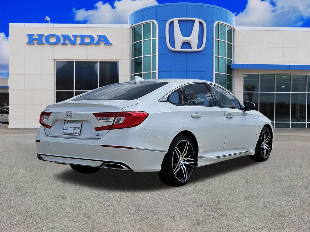 Used 2022 Honda Accord Touring image 3
