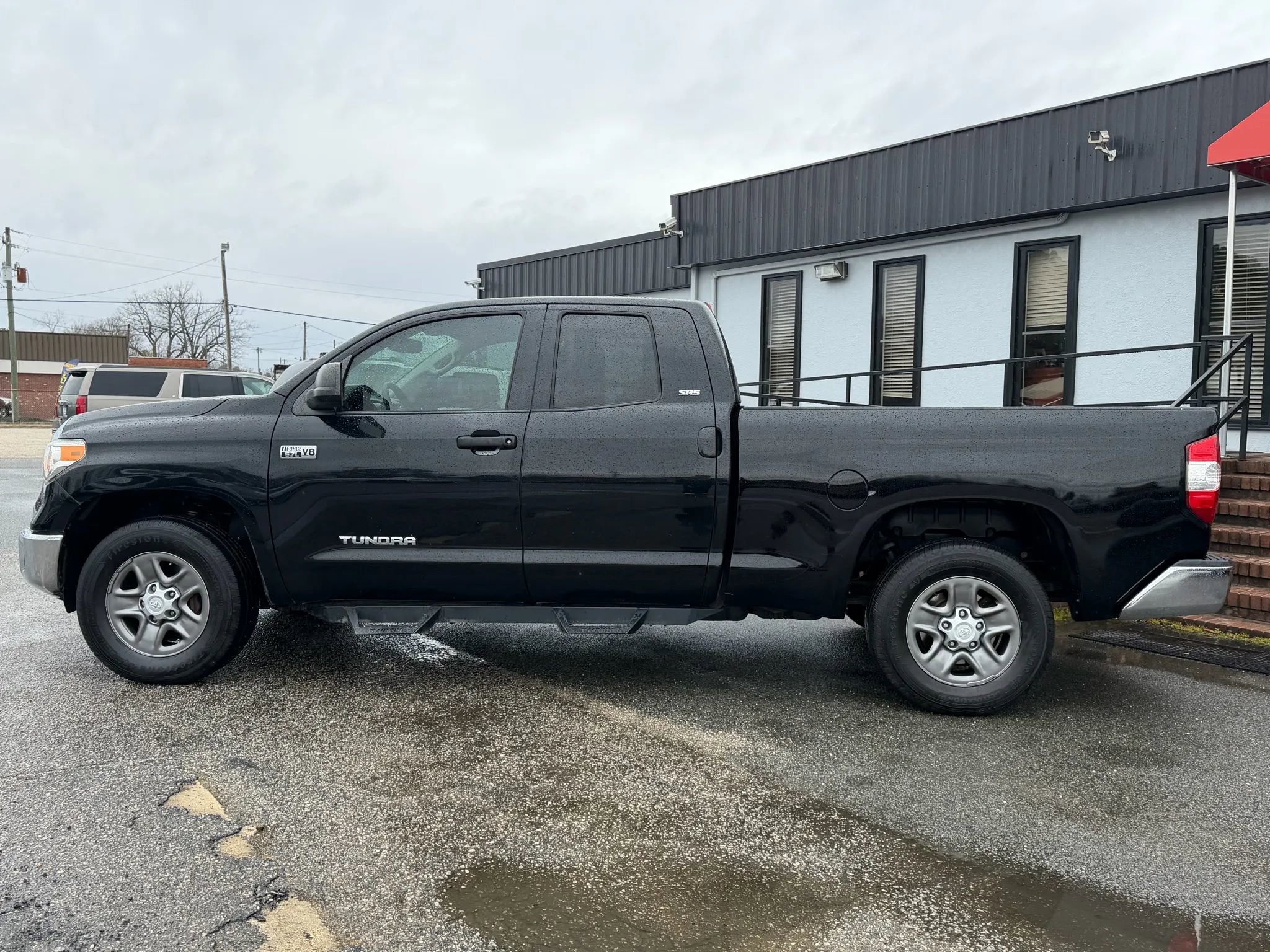 Used 2015 Toyota Tundra SR5 w/ SR5 Upgrade Package image 11