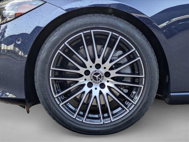 Used 2023 Mercedes-Benz C 300 Sedan image 10