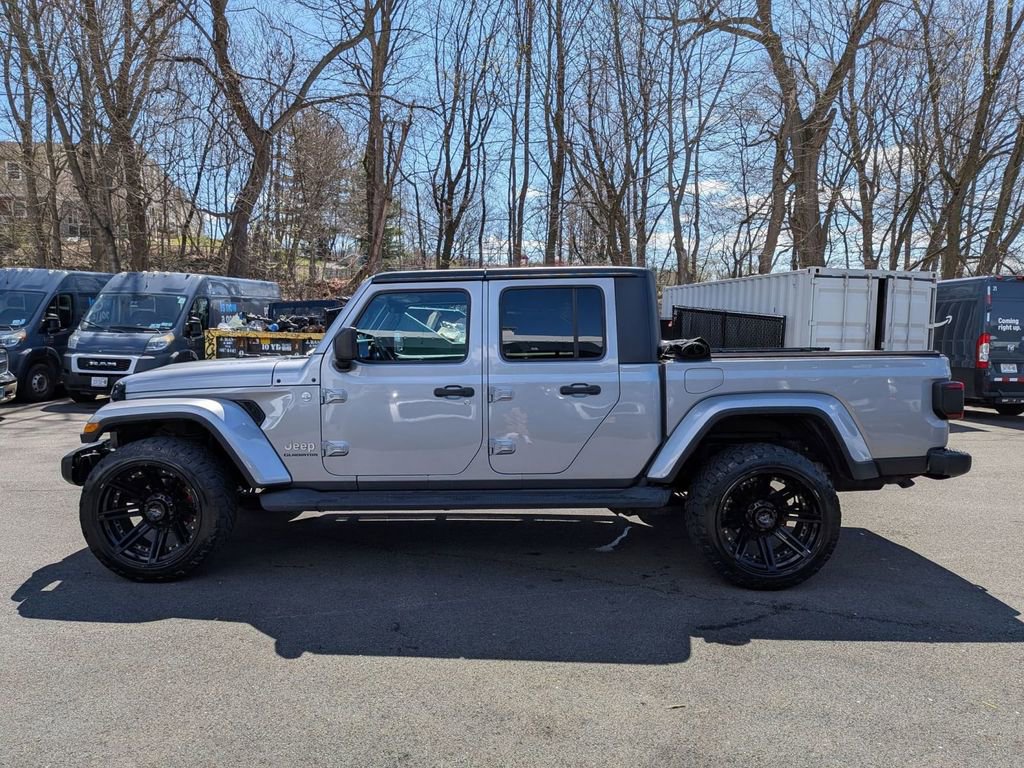 Used 2020 Jeep Gladiator Overland AWD/4WD image 8