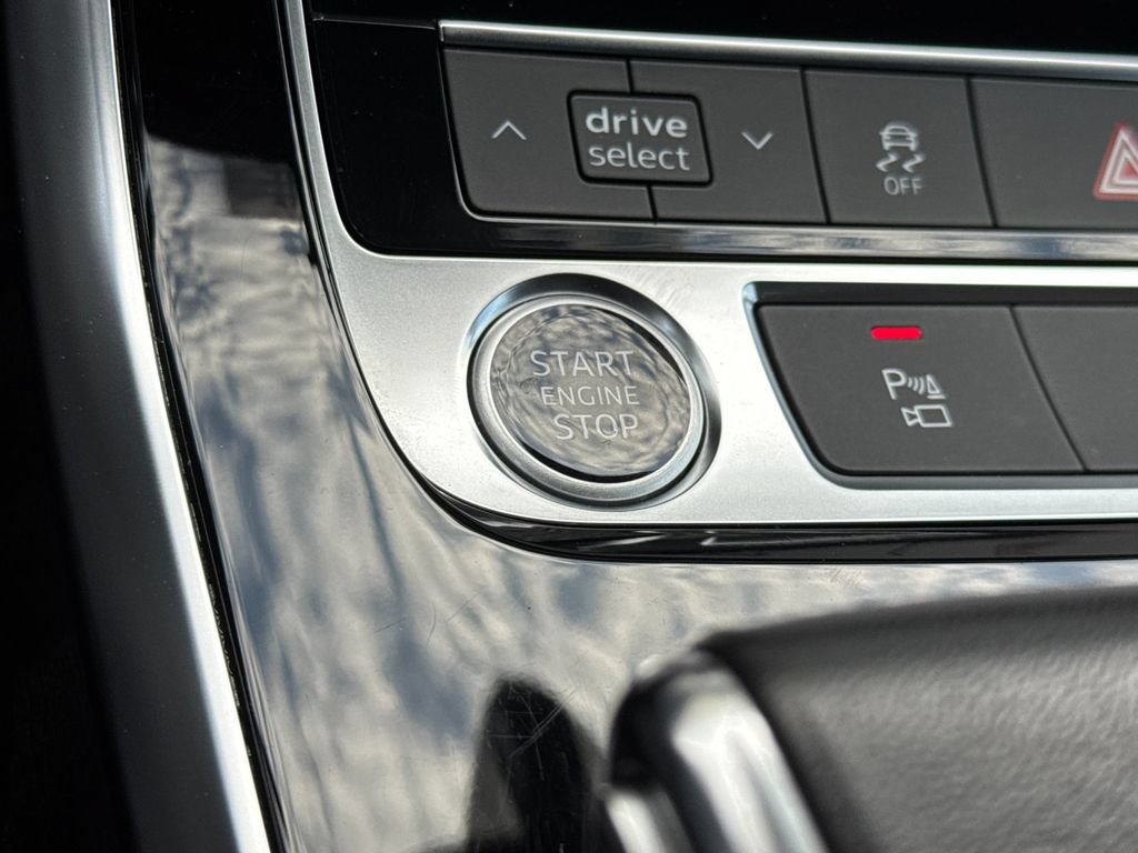 Certified 2023 Audi Q8 Premium w/ Convenience Package AWD/4WD image 28