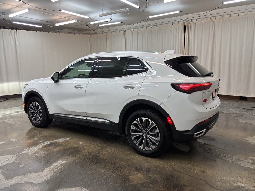 Used 2025 Buick Envision Preferred image 10