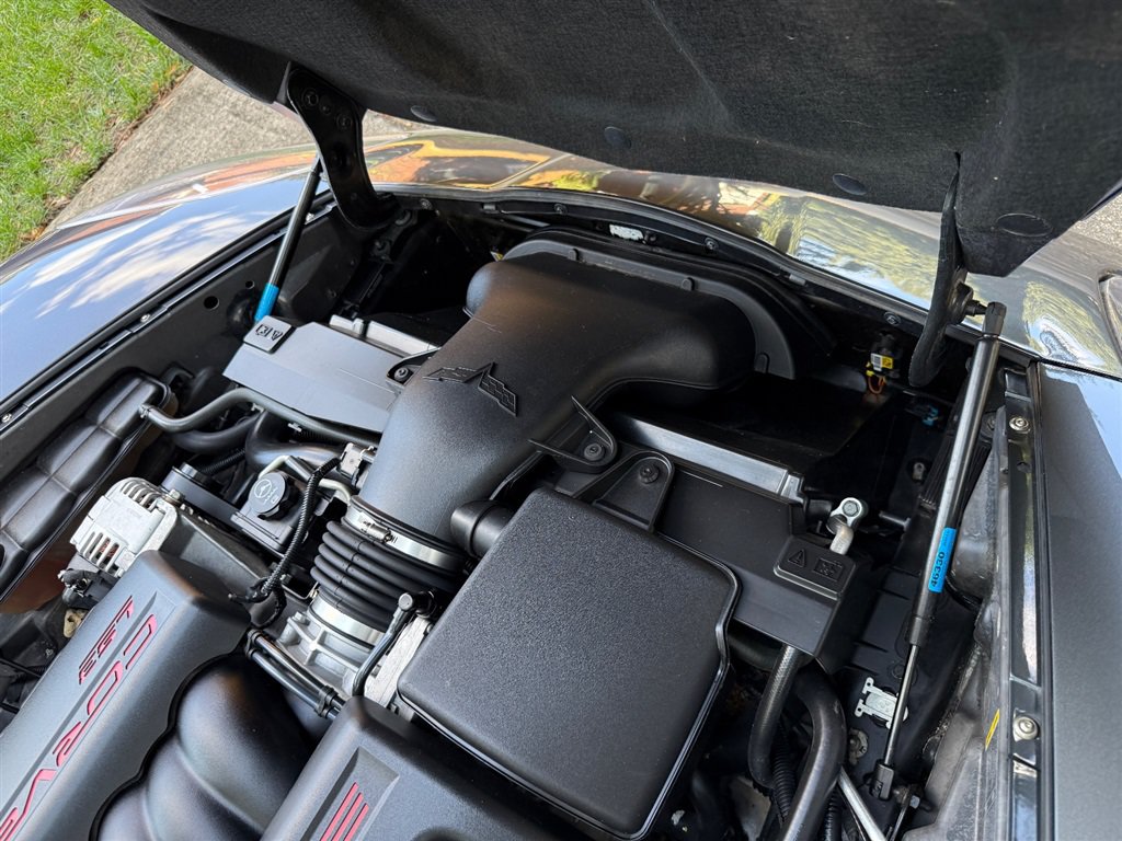 Used 2009 Chevrolet Corvette Coupe RWD image 65