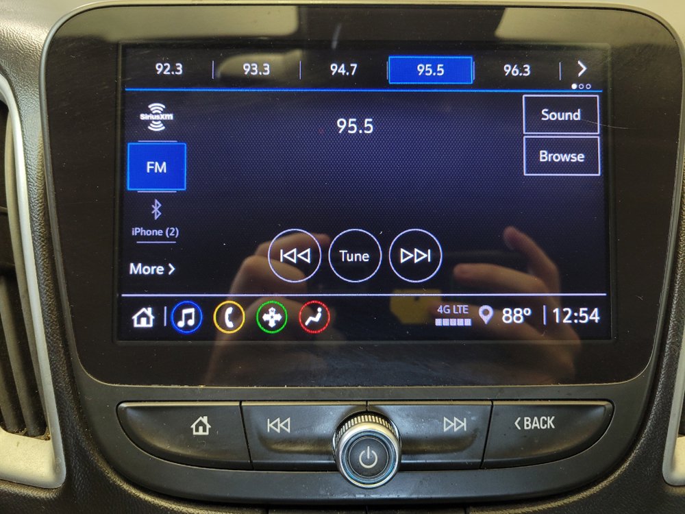 Used 2023 Chevrolet Malibu LT FWD image 25