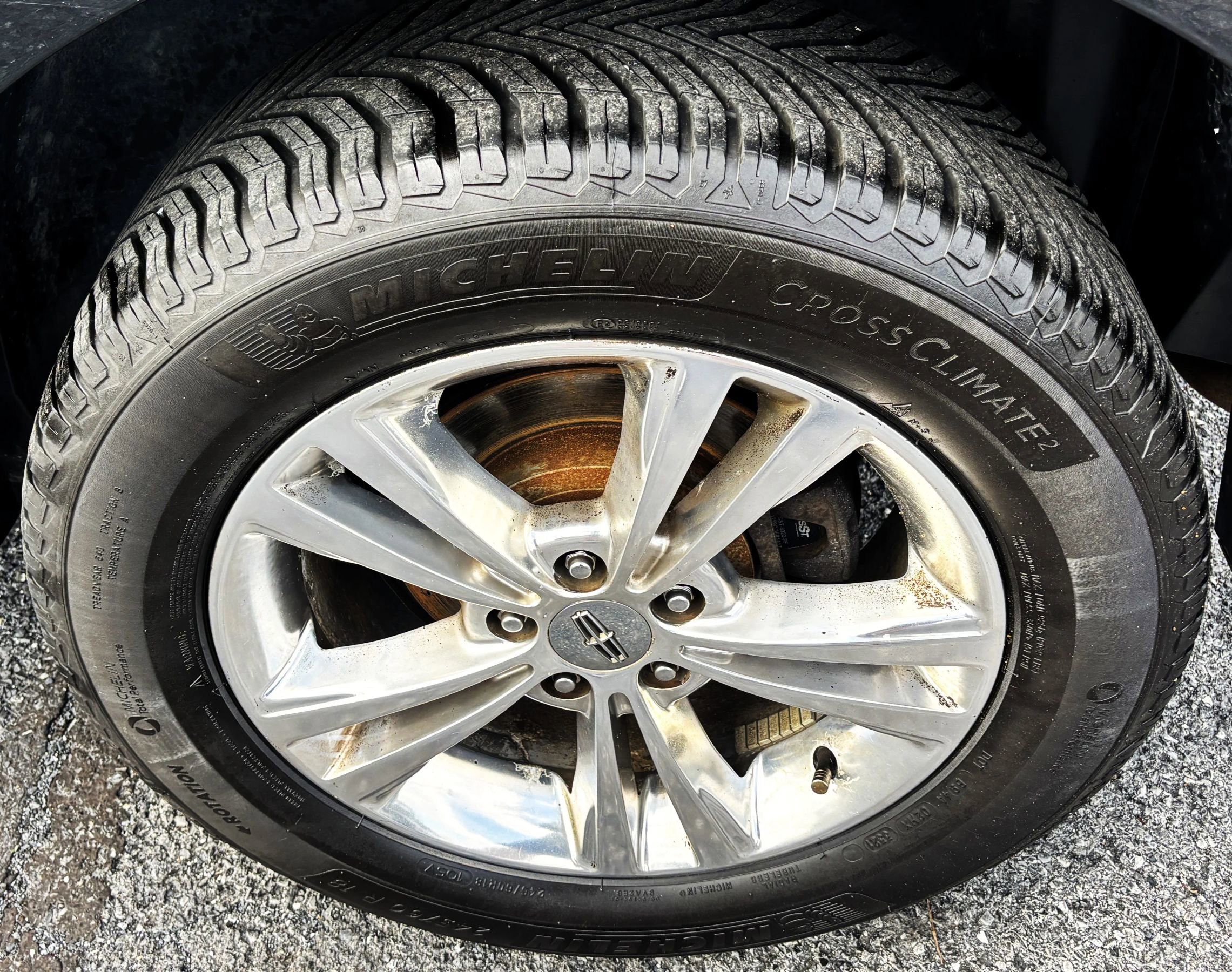 Used 2010 Lincoln MKX AWD image 8