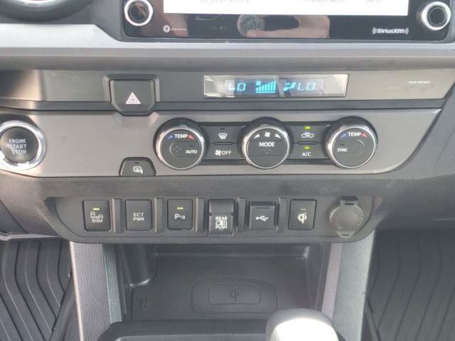 Used 2021 Toyota Tacoma TRD Sport w/ Technology Package image 26