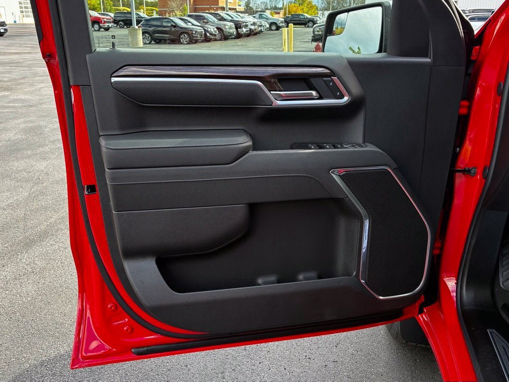 New 2026 Chevrolet Silverado 1500 LT AWD/4WD image 3
