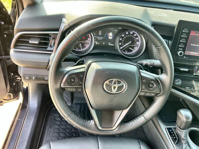 Used 2022 Toyota Camry SE AWD/4WD image 17