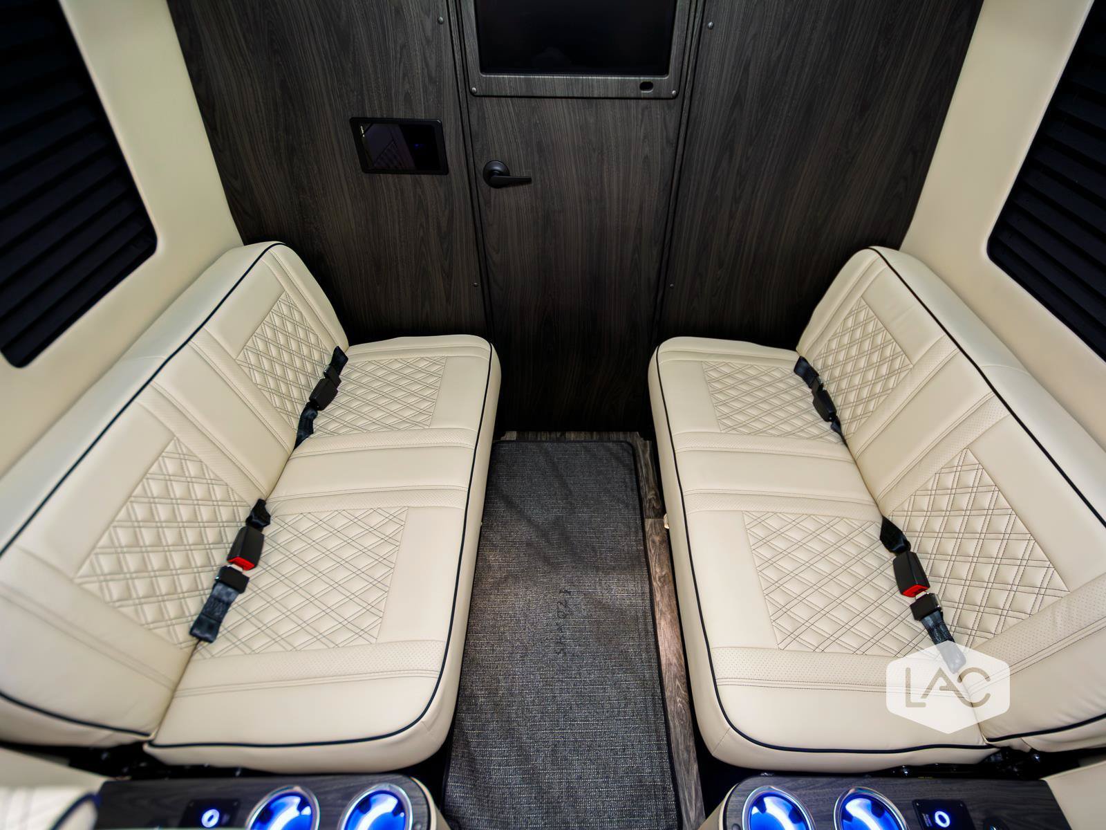 Used 2025 Mercedes-Benz Sprinter 3500 image 7