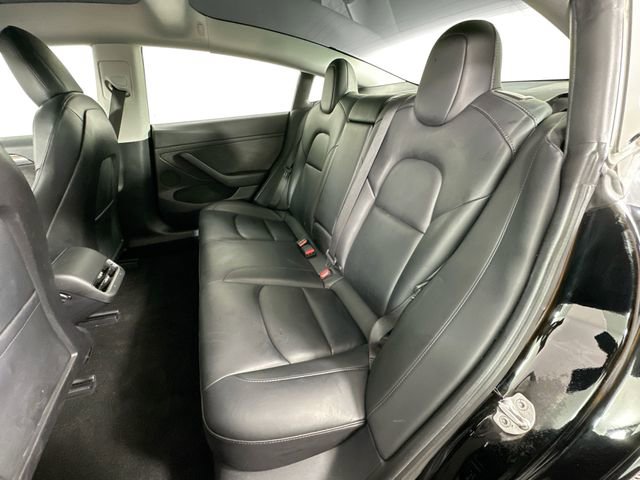 Used 2021 Tesla Model 3 Standard Range Plus image 22