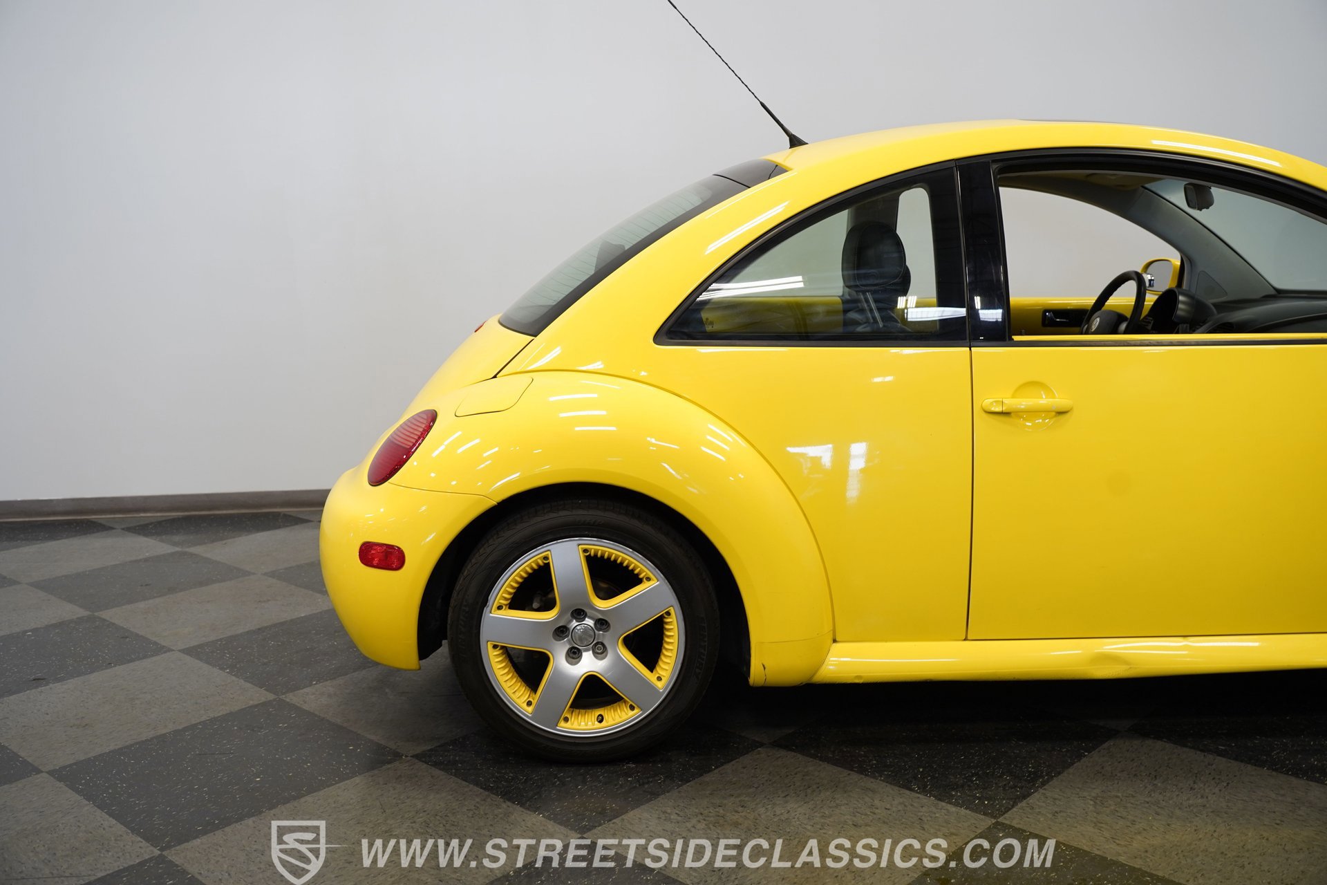 Used 2002 Volkswagen Beetle GLS FWD image 33