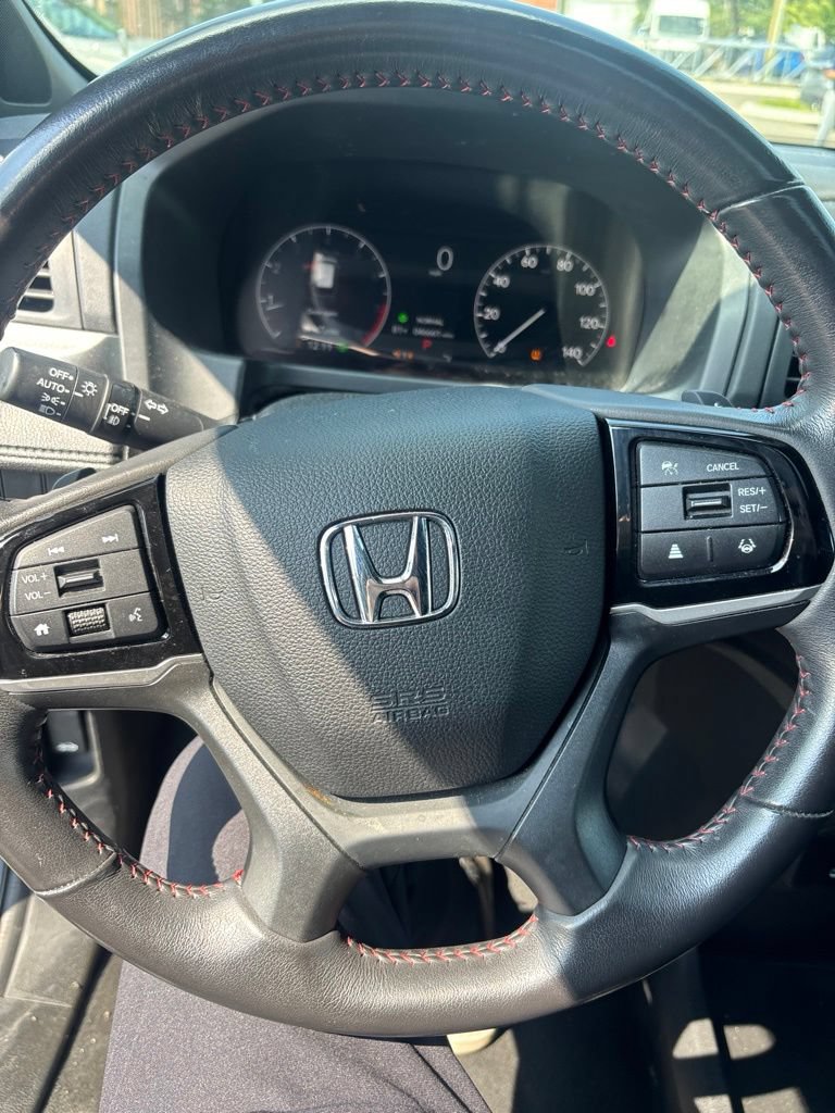 Used 2025 Honda Odyssey Sport-L image 27