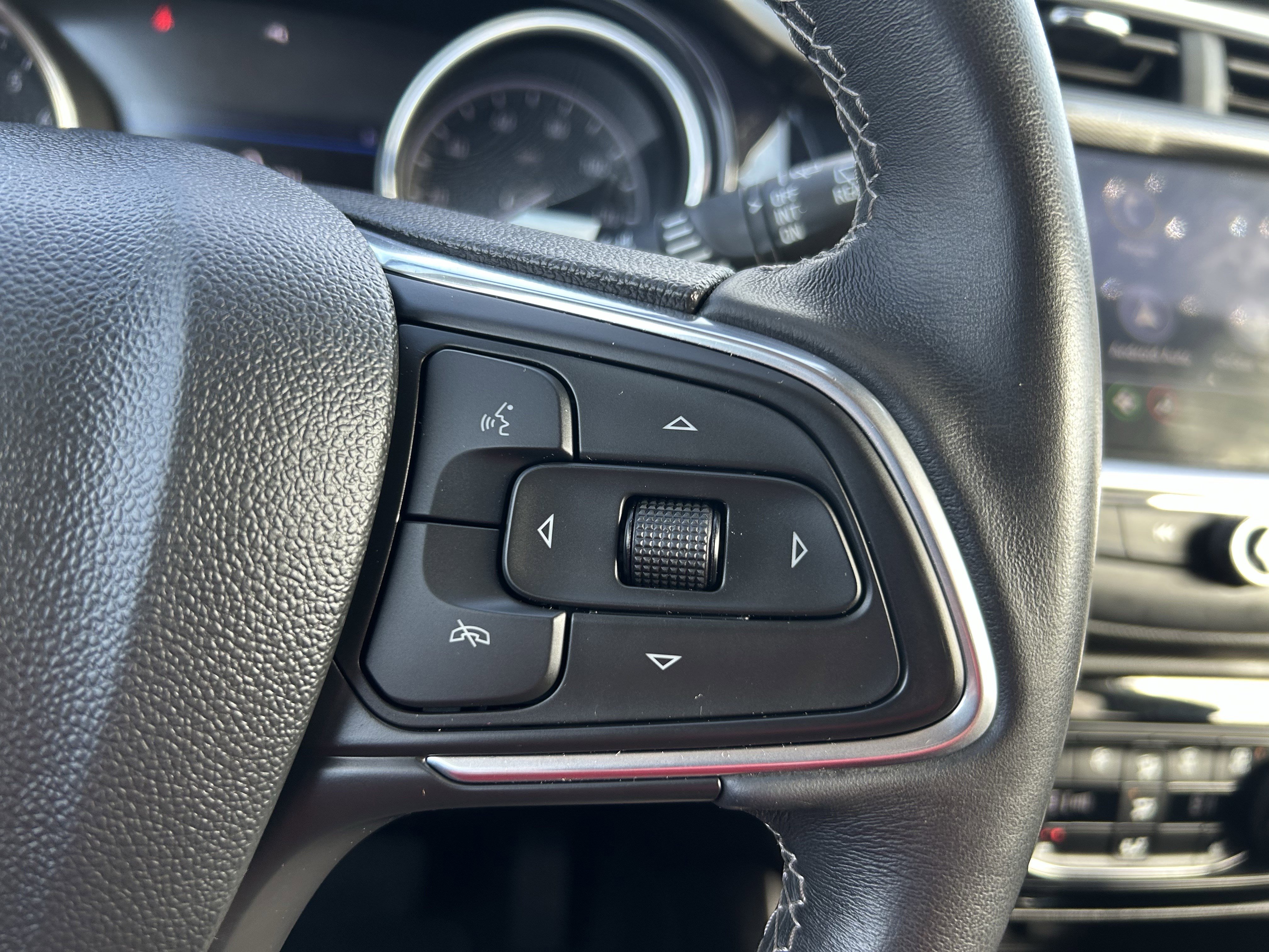 Used 2020 Buick Encore GX Select image 26