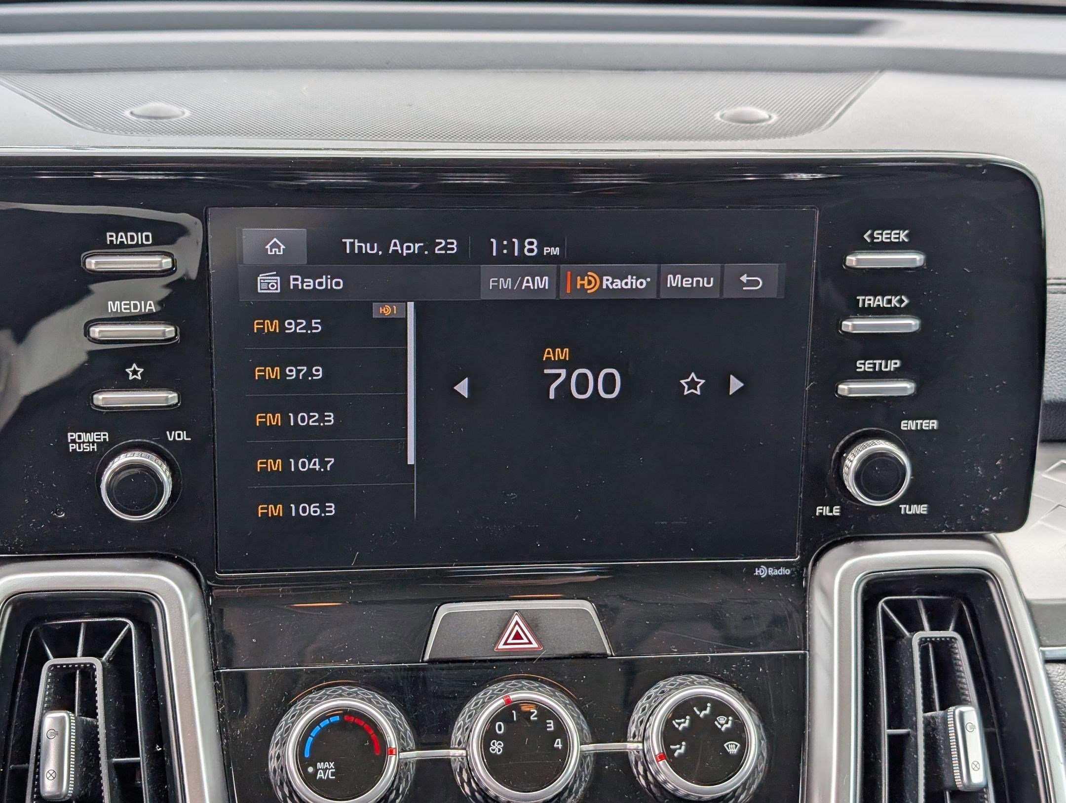Certified 2022 Kia Sorento LX AWD/4WD image 18