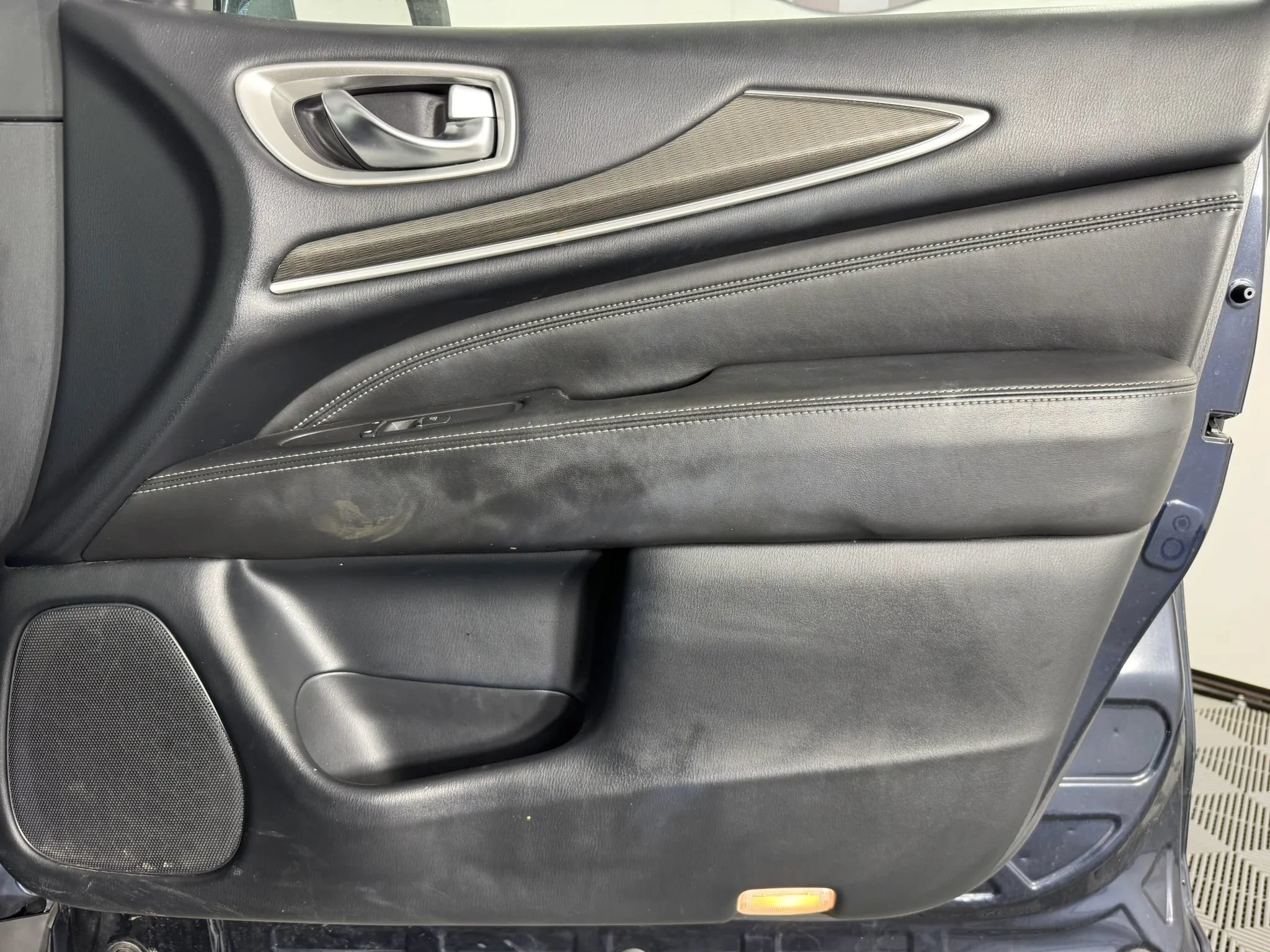 Used 2019 INFINITI QX60 Pure AWD/4WD image 42