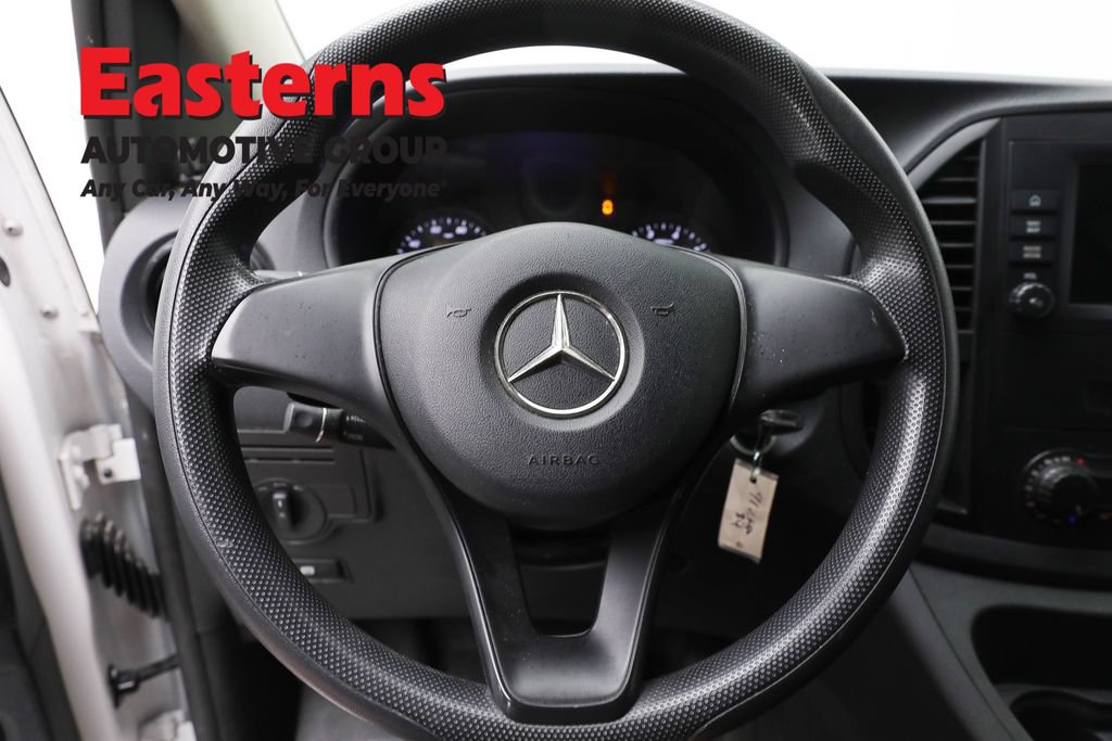 Used 2022 Mercedes-Benz Metris image 10
