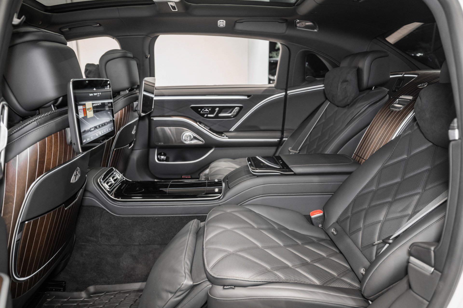 Used 2023 Mercedes-Benz Maybach S 680 4MATIC image 22