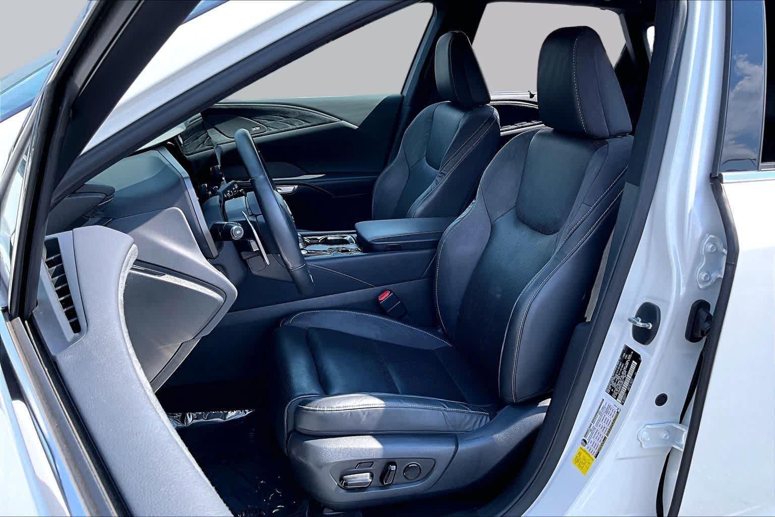 Used 2023 Lexus RX 350 AWD w/ Accessory Package image 10
