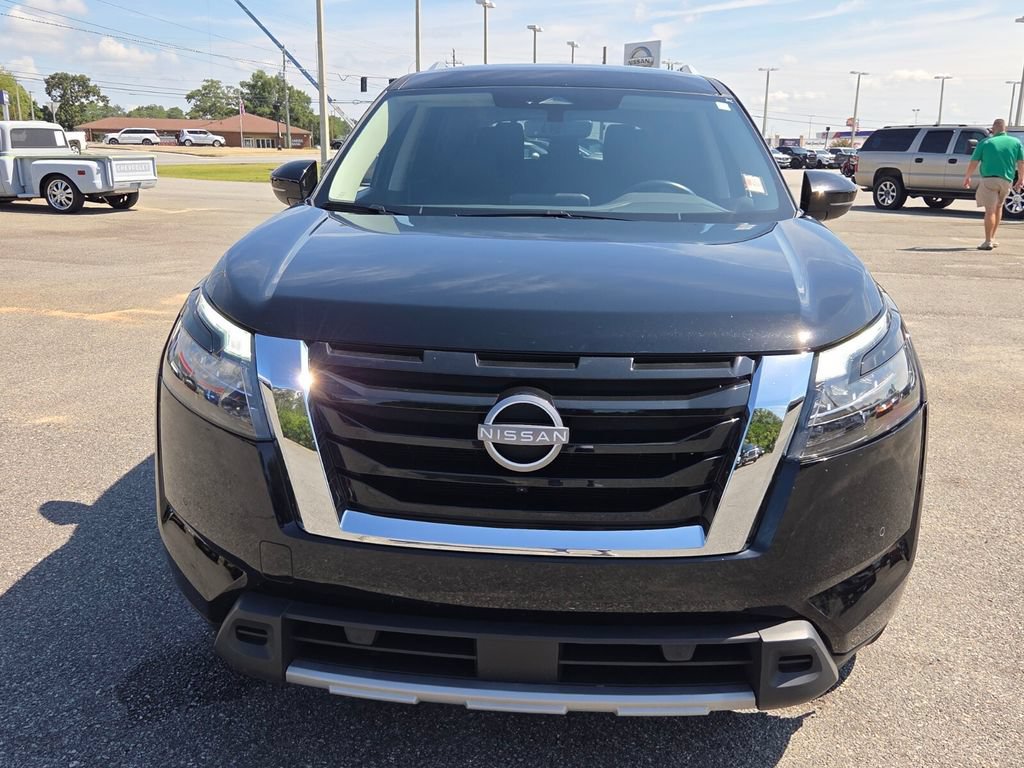 Certified 2025 Nissan Pathfinder SL AWD/4WD image 17