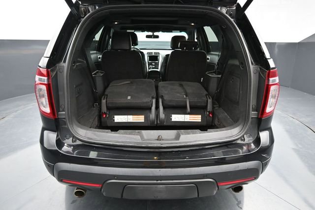 Used 2015 Ford Explorer XLT w/ Equipment Group 202A AWD/4WD image 9