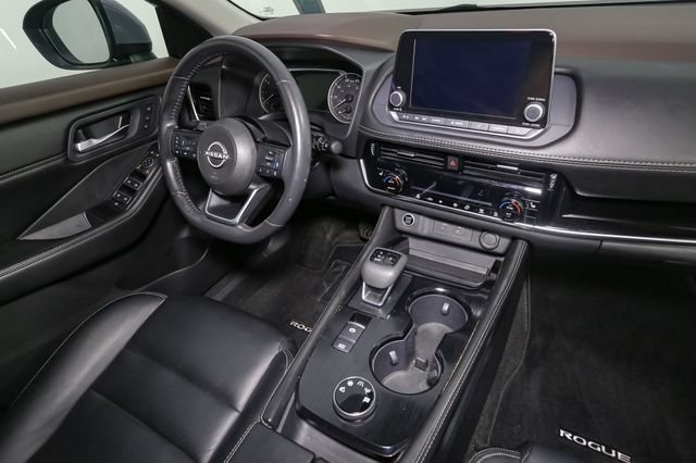 Used 2023 Nissan Rogue SL AWD/4WD image 18