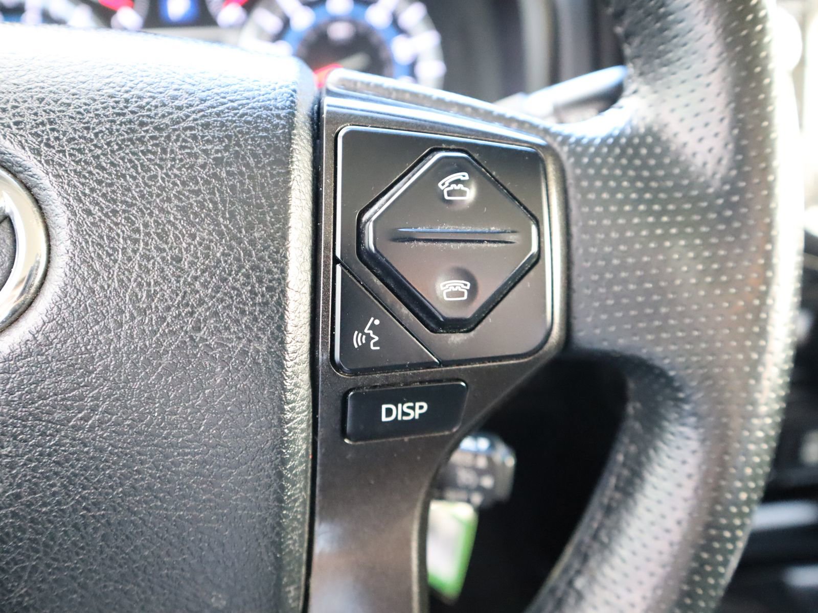 Used 2017 Toyota 4Runner TRD Off-Road w/ Convenience Package image 33