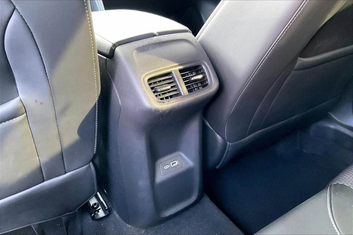 Used 2022 Buick Envision Preferred image 32