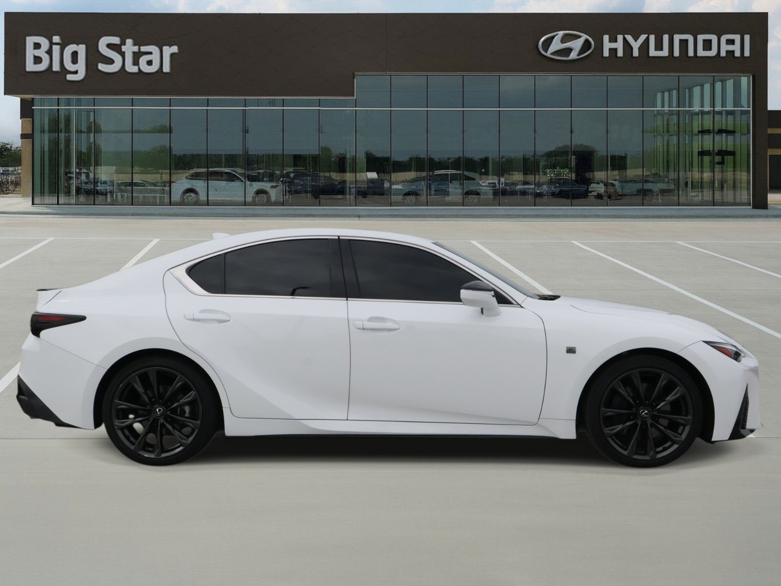 Used 2025 Lexus IS 350 F Sport RWD image 5
