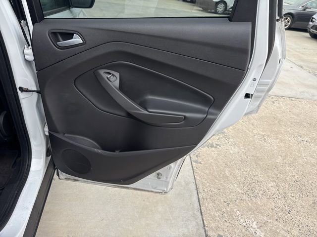 Used 2019 Ford Escape SE image 7