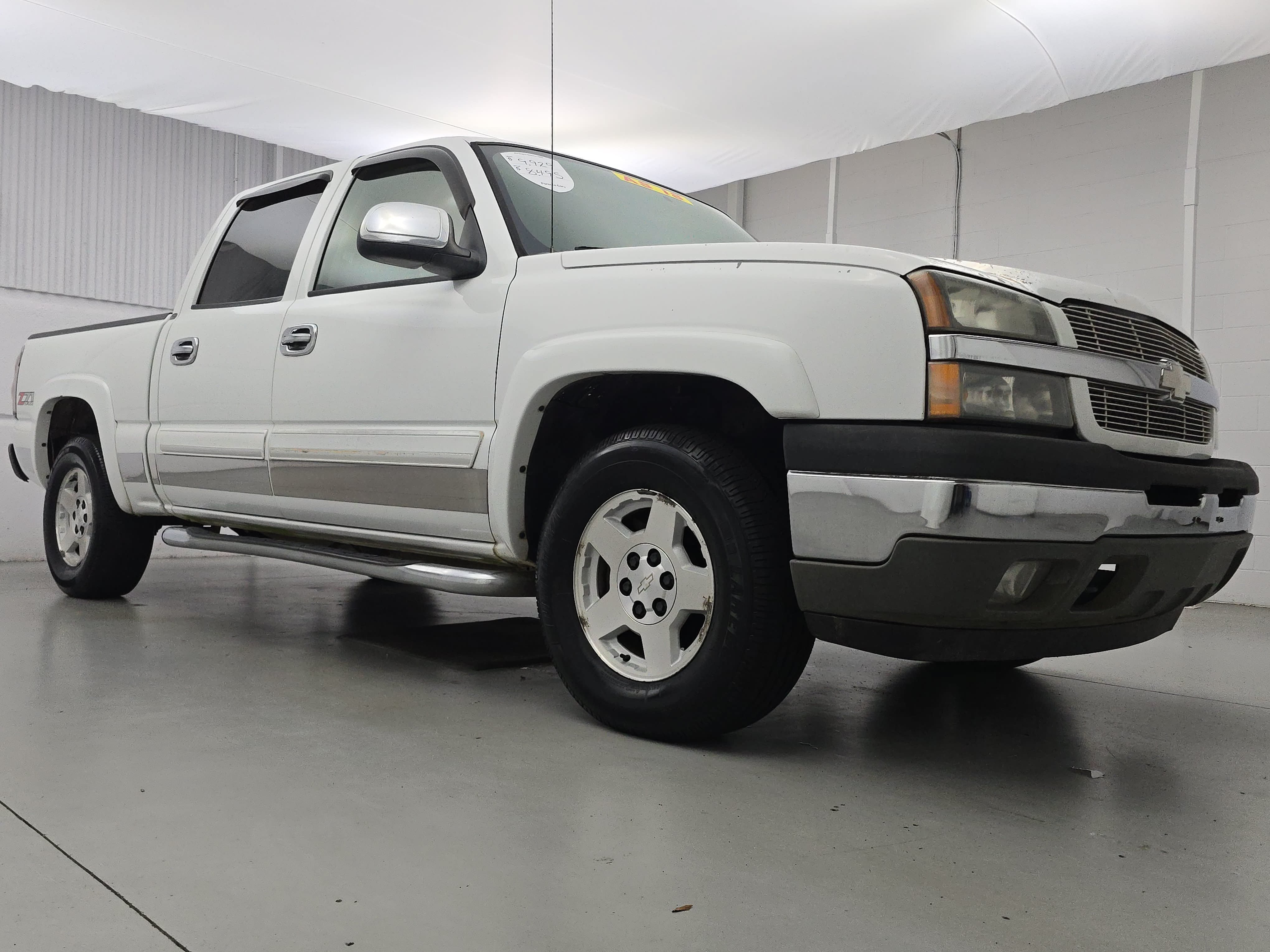Used 2005 Chevrolet Silverado 1500 4x4 Crew Cab w/ Light Duty Power Package image 9
