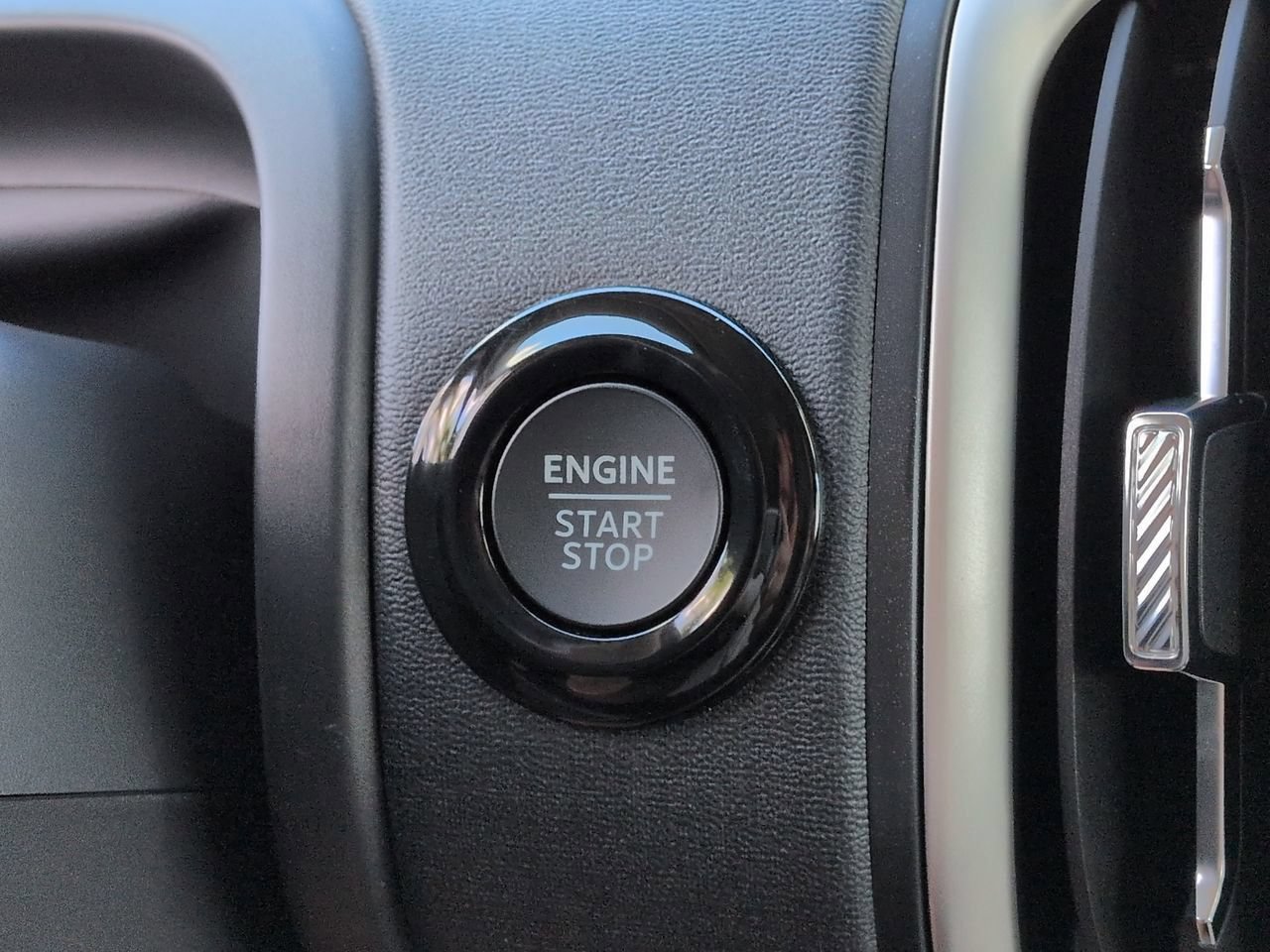 New 2026 Ford Expedition Max Active RWD image 27