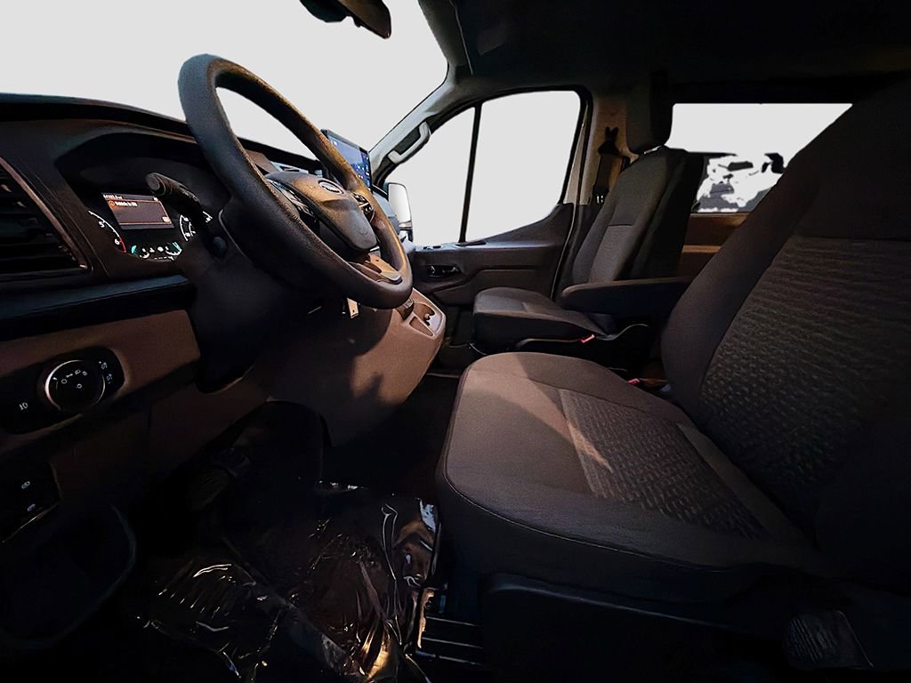 Used 2023 Ford Transit 350 XLT image 20