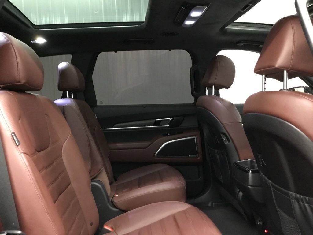 Used 2023 Kia Telluride SX Prestige X-Line image 18