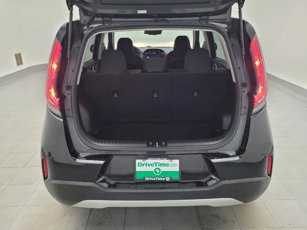 Used 2023 Kia Soul S image 29
